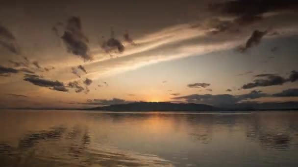 Timelapse delantero e inverso del atardecer en un delta en España — Vídeos de Stock