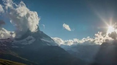 Matterhorn, Alpler 'in ileri geri zaman videosu