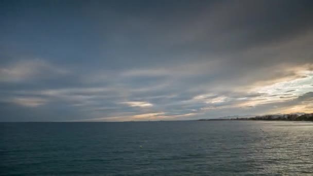 Timelapse πλάνα από το ηλιοβασίλεμα πάνω από τη θάλασσα στο Benicassim — Αρχείο Βίντεο