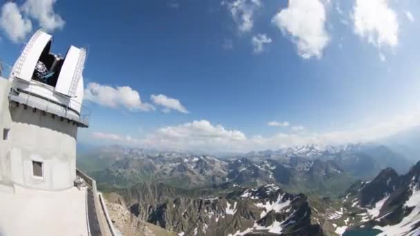 Looping cinemagraph of the Pic du Midi Observatory, Pyreneeën, Frankrijk — Stockvideo