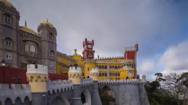 ポルトガル語でループ可能なタイムラプスのシントラ城 ロイヤリティフリーストック映像