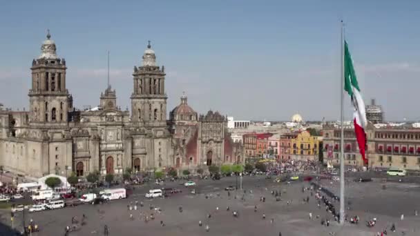 Loopable Time lapse jätte flagga i Zocalo, mexico stad — Stockvideo