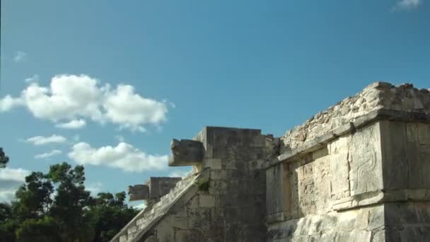 Schnelle lückenhafte Aufnahmen von Chichen Itza, Mexiko — Stockvideo