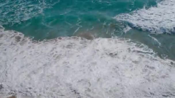 海浪在岸上的时间 — 图库视频影像