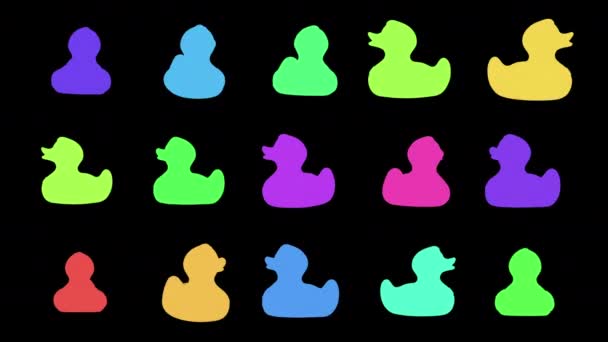 Oyuncak plastik ördek siluetleri etrafında dönüyor — Stok video