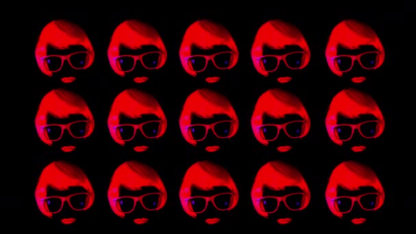 Cabeza de mujer roja repetida sobre fondo negro — Vídeos de Stock