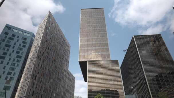 Imagini ale clădirilor districtuale tech din Barcelona — Videoclip de stoc