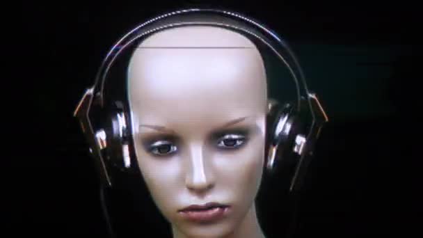 Маннекін голова з навушниками, що пульсують на голову — стокове відео