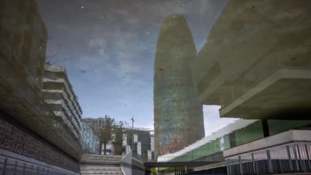 Barcelona design Museum and skyline timelapse reflection — стокове відео