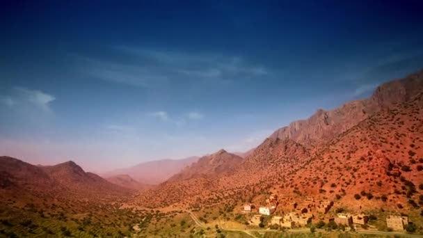 Tafraoute formacje skalne, marokańskie pętli — Wideo stockowe