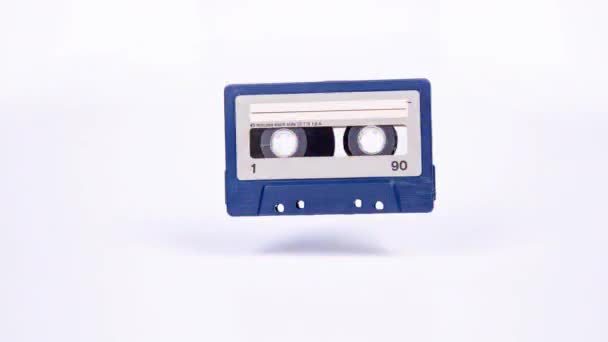 Cassette avec bande se répandant — Video