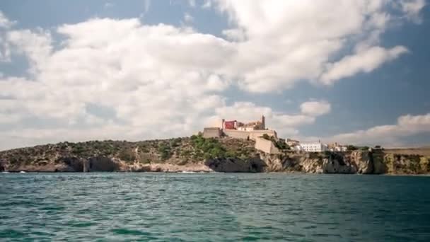 Ibiza stad van boot kunst zee — Stockvideo