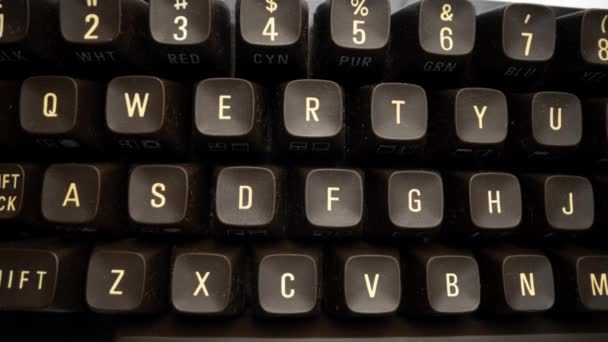 Makro-Video der Vintage-Tastatur — Stockvideo