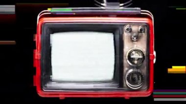 Retro televizyon ekranda parazit var.