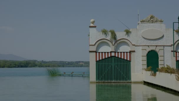 Λίμνη Banyoles στην Καταλονία, Ισπανία — Αρχείο Βίντεο