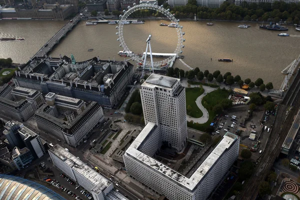 Uitzicht op skyline van de stad Londen van bovenaf — Stockfoto