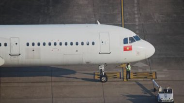 Makao Havaalanı 'ndaki uçağın ayrıntıları yüksek bir noktadan.