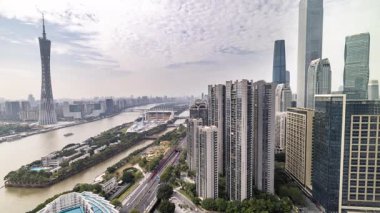Guangzhou 'nun muhteşem ufuk çizgisi, inci nehri olan porselen
