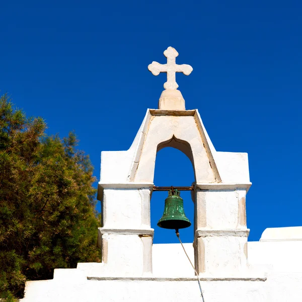 Mykonos alte Architektur weißer Hintergrund Kreuz in Santo — Stockfoto