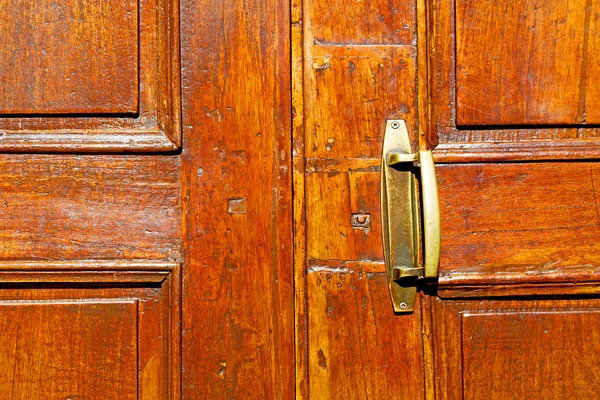 Old door ancien   antique hinge — Stock Photo, Image