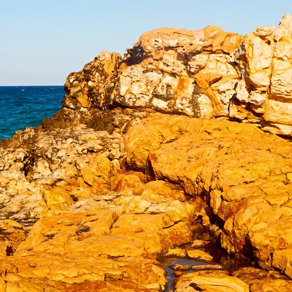 En Oman costa mar océano golfo roca y playa relajarse cerca del cielo —  Fotos de Stock