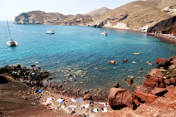 Agua y playa en santorini Grecia —  Fotos de Stock