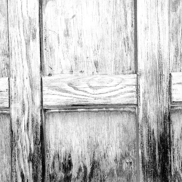 Home texture di una vecchia porta in legno antico marrone europa — Foto Stock