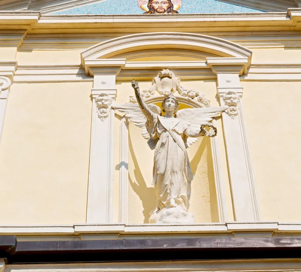 Denkmal Statue in altem historischen Bau italien europa mil — Stockfoto