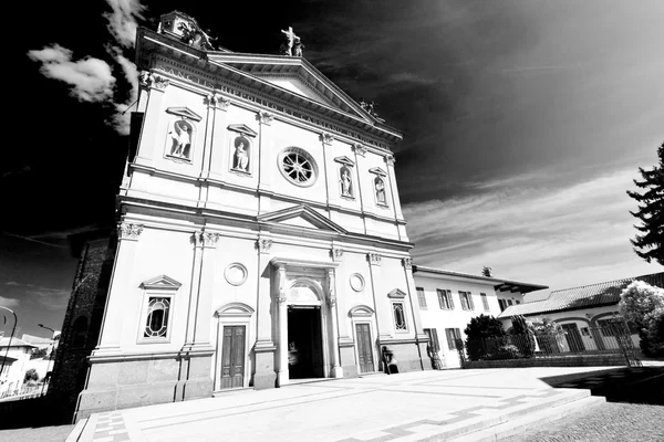 Gebäude europa alter christ alt in italien milan religion — Stockfoto