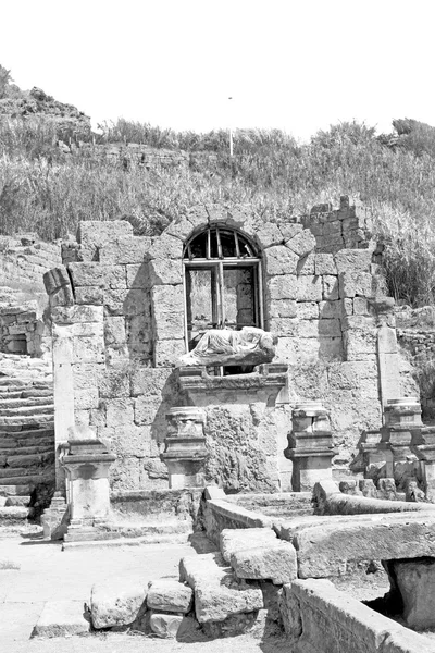 Bush kapısı Atina eski sütun taş yapılar — Stok fotoğraf