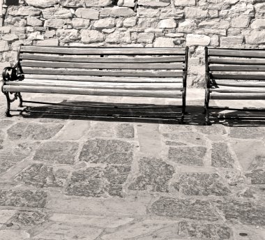 Yunanistan paros Adası eski tezgah yakınındaki bir tuğla antika wal