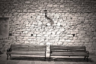 Yunanistan paros Adası eski tezgah yakınındaki bir tuğla antika wal