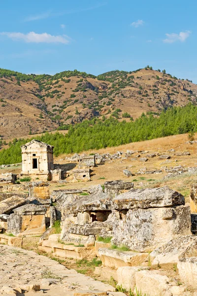 Geçmişi eski yapılar sütun ve Tapınak — Stok fotoğraf