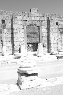  perge eski inşaat Asya Türkiye'de sütun ve roma