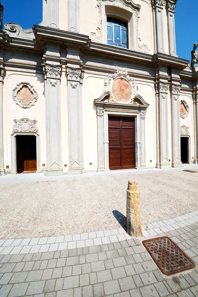 Arquitectura del patrimonio en italia europa milan religion — Foto de Stock