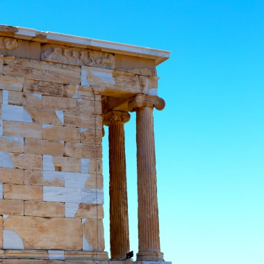 Avrupa'nın eski towert ve mermer tuğla Atina Akropol ve gökyüzü