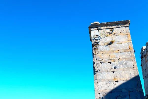 Velho towert e tijolo de mármore — Fotografia de Stock