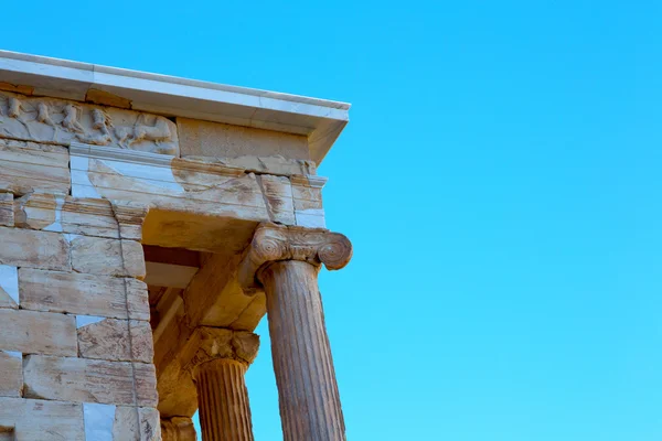 Ladrillo en Europa athens acrópolis y cielo — Foto de Stock