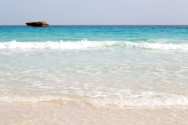 In oman coastline sea ocean   gulf rock — Stock Photo, Image