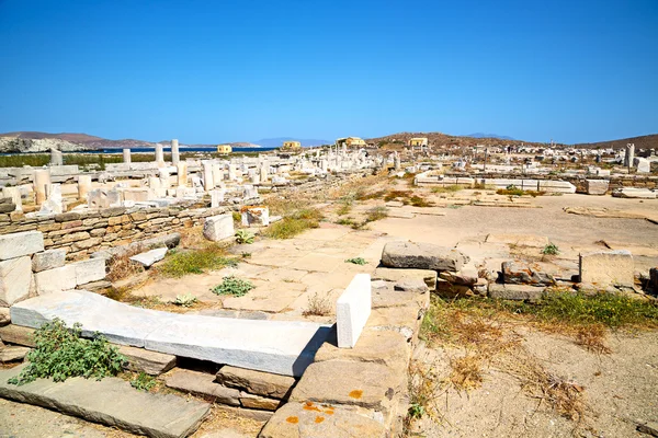 Berömda i historycal Akropolis och gammal ruin webbplats — Stockfoto