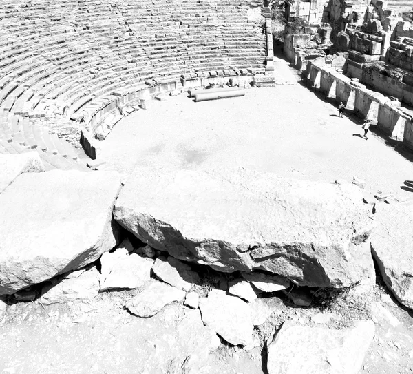 Necrópole e túmulo indígena pedra arqueologia teatro no meu — Fotografia de Stock