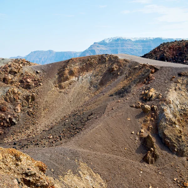 Terra vulcânica na europa santorini céu grécia e mediterrâneo s — Fotografia de Stock