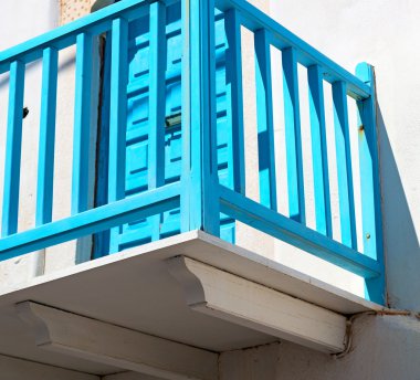 Yunanistan ada pencere ve kapı iyi binalar beyaz col