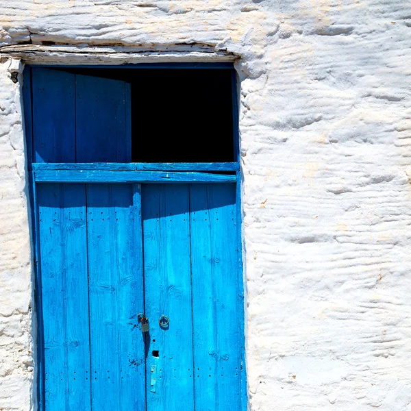 Blå dörren i antika byn santorini Grekland Europa och white w — Stockfoto