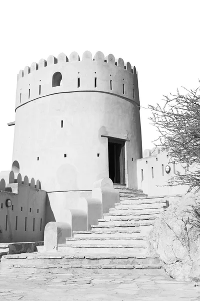 I oman muscat gamla defensiva fort battlesment himlen och stjärna — Stockfoto