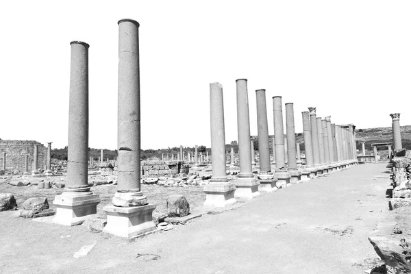 En perge viejo construcción asia pavo la columna y el roma — Foto de Stock