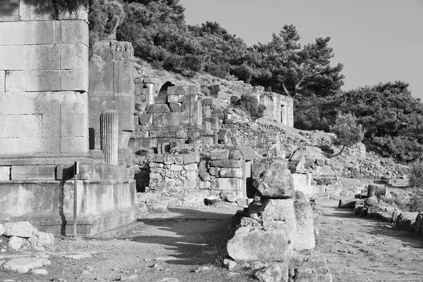 Ruins stone and theatre in  antalya  arykanda turkey asia sky a — Stock Photo, Image