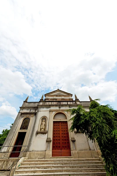 Europe  old christian  milan religion       and sunlight — Stock Photo, Image