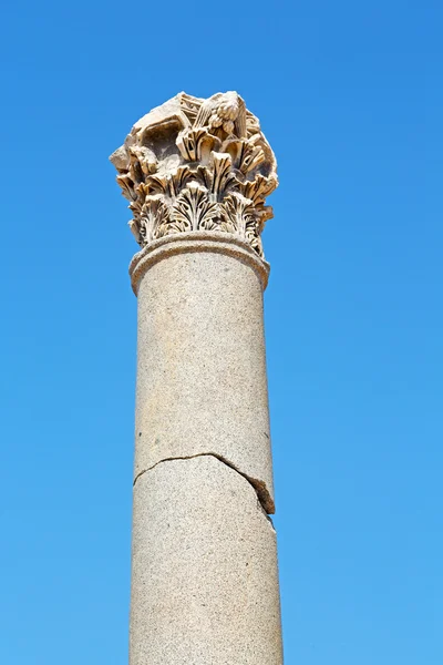 Säule im alten Tempel — Stockfoto