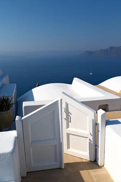 Casa blanca y azul en santorini Grecia Europa vieja constructio —  Fotos de Stock